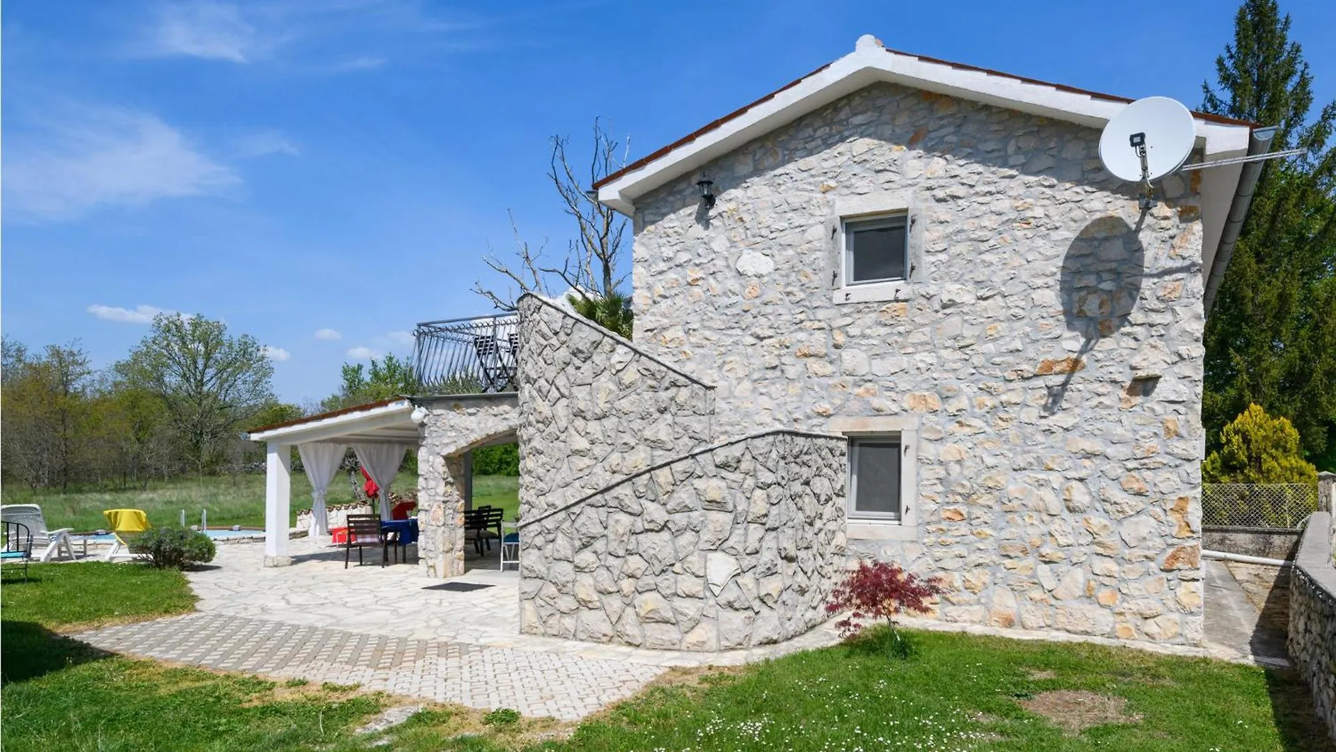 Awesome Home In Santalezi With Wifi 0*,