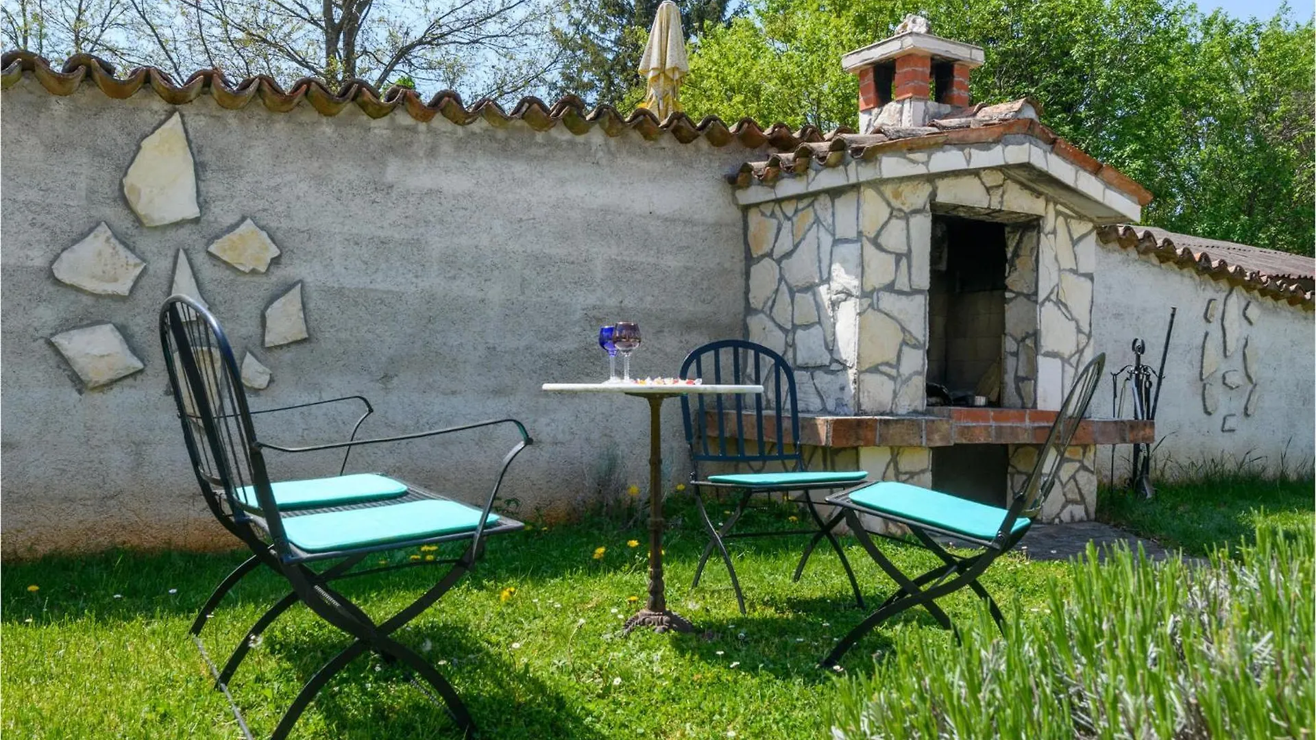 Awesome Home In Santalezi With Wifi